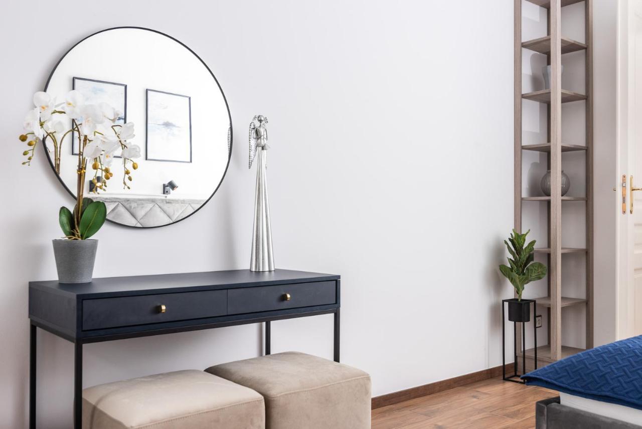 Premium Splendid Old Town Suites - By Upstairs كراكوفيا المظهر الخارجي الصورة